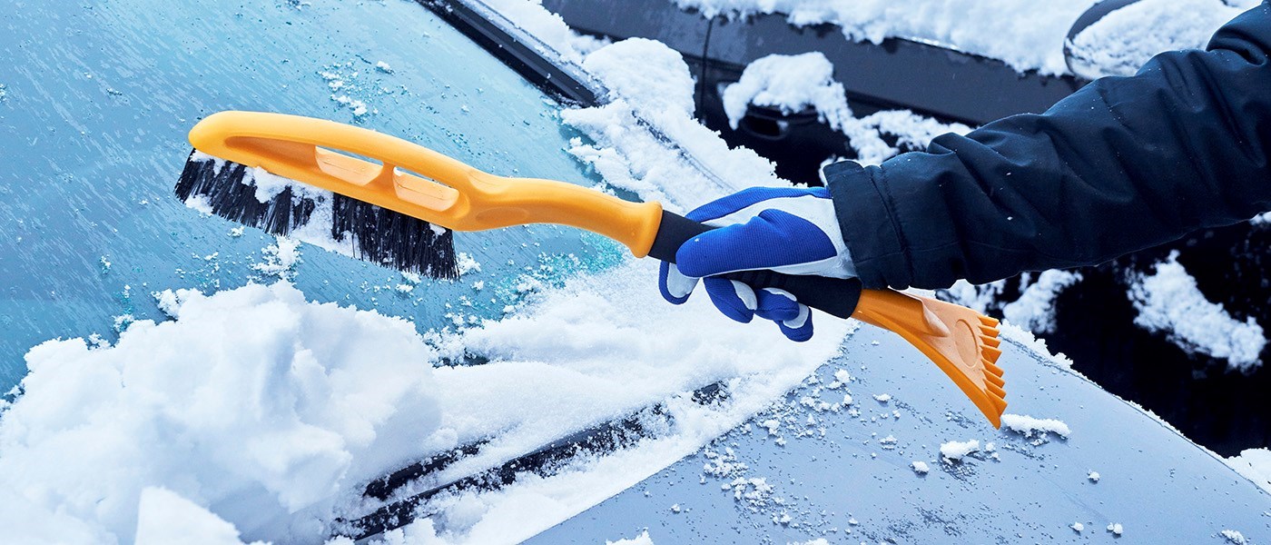 Ethän aja iglulla – puhdista autosi lumesta!